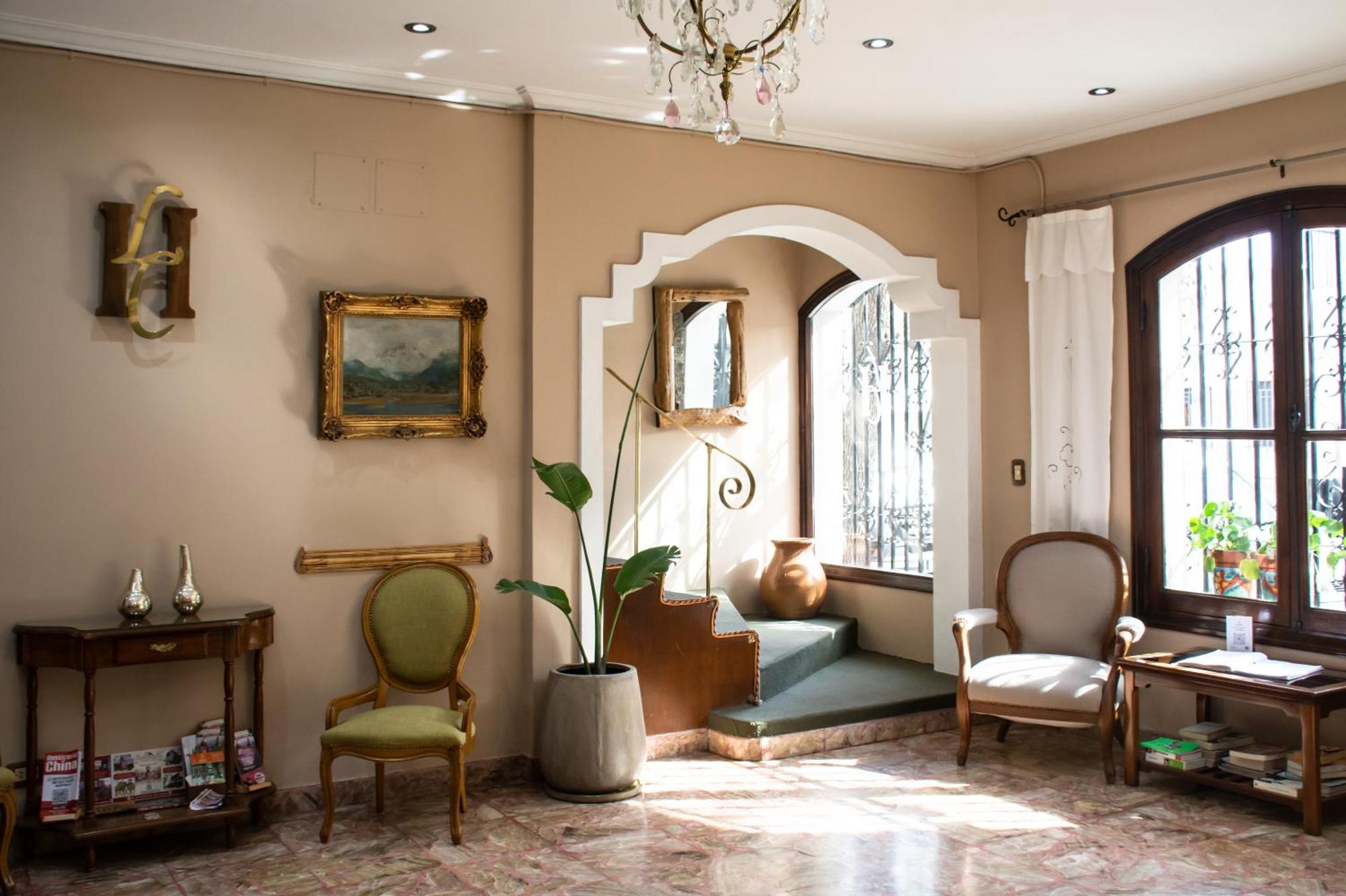 Hotel Boutique La Candela Salta Bagian luar foto