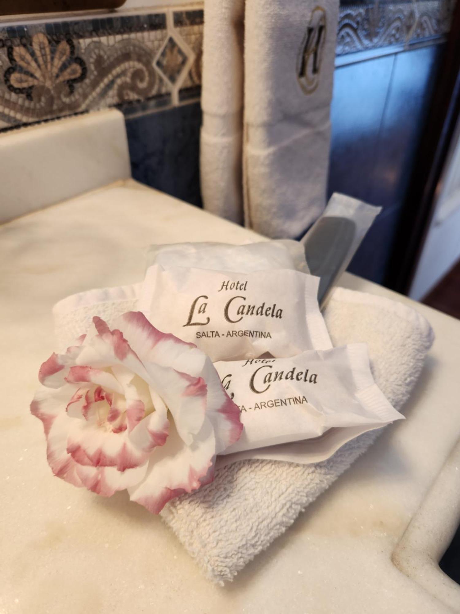 Hotel Boutique La Candela Salta Bagian luar foto