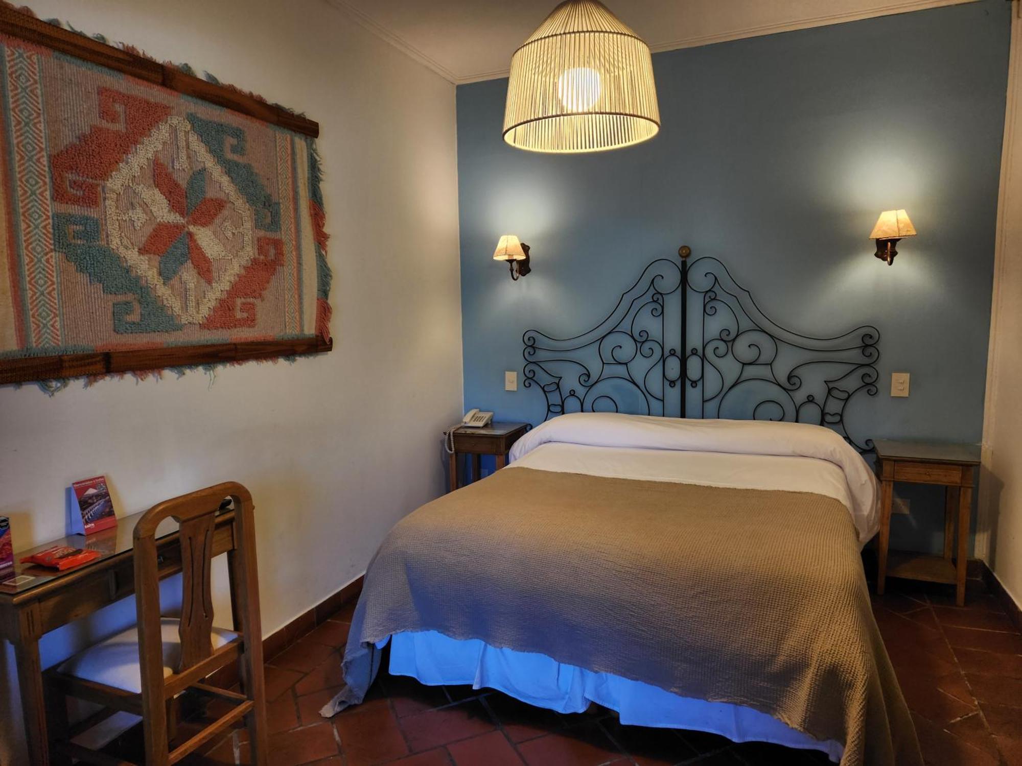 Hotel Boutique La Candela Salta Bagian luar foto