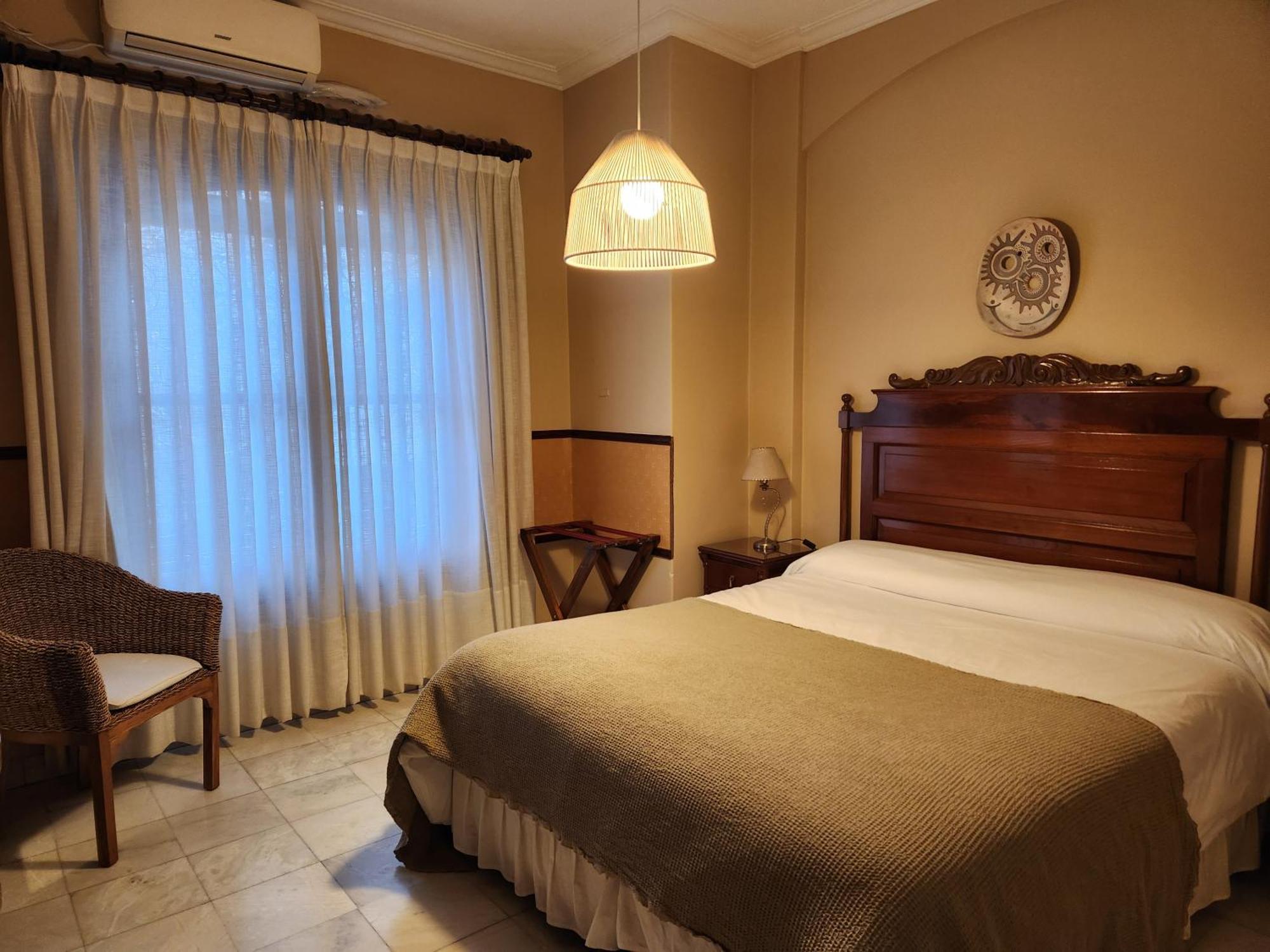 Hotel Boutique La Candela Salta Bagian luar foto