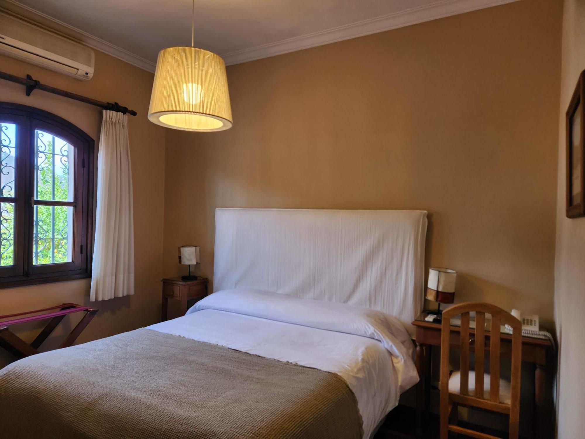 Hotel Boutique La Candela Salta Bagian luar foto